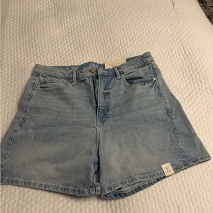 Nwt denim short 5inch size 10